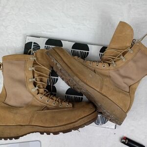 Belleville 790V Mens 11R GORE-TEX Waterproof Combat Boots Tan Vibram Sole